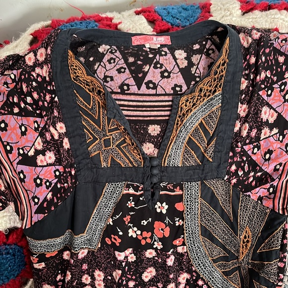 Boho mini dress RAINBOW PAISLEY PRINT - Picture 4 of 7